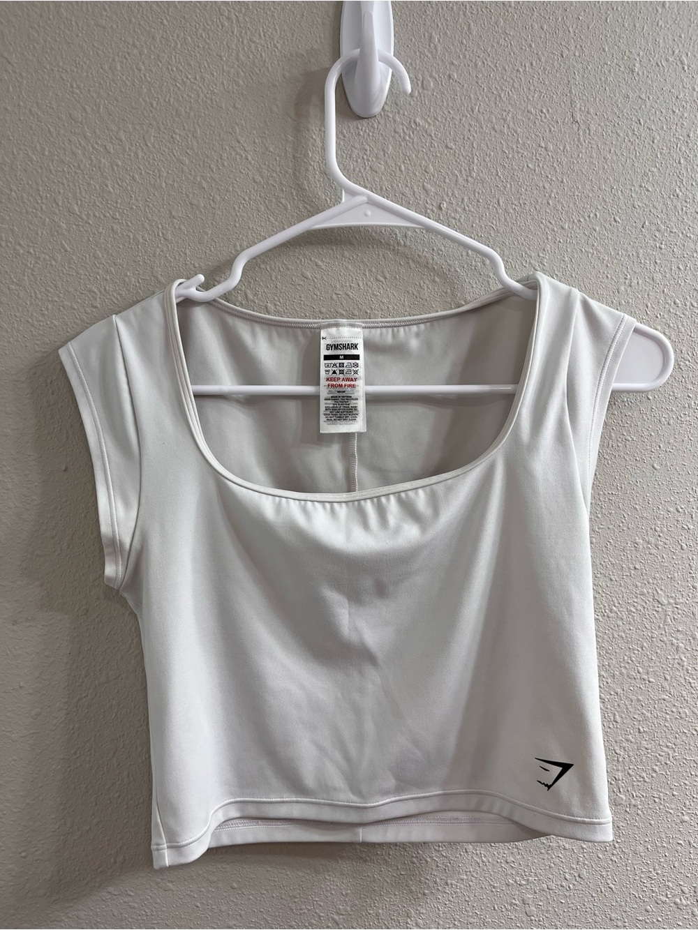 Gymshark White Scoop-Neck Cropped Athletic Top